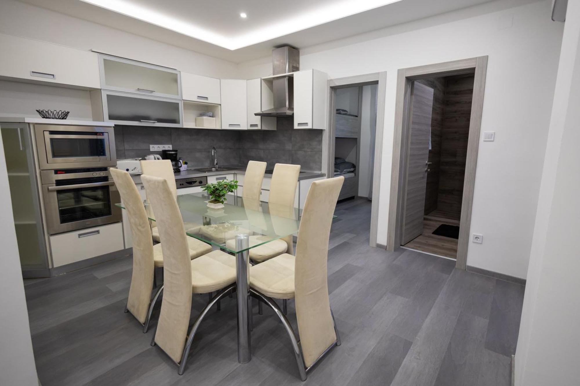Fonix Apartman Debrecen Eksteriør bilde